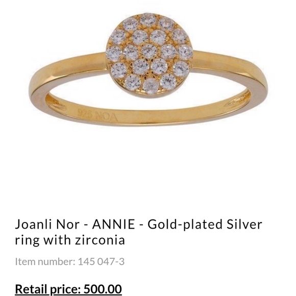 Jewelry - Cluster ring beautiful ring .....great for anniversary